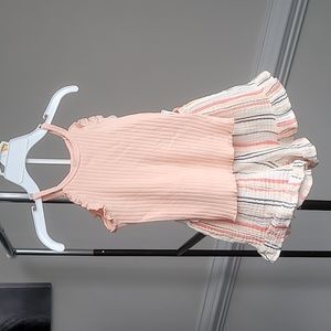 Jessica Simpson 2T Peach, Cream & Gray Short Set